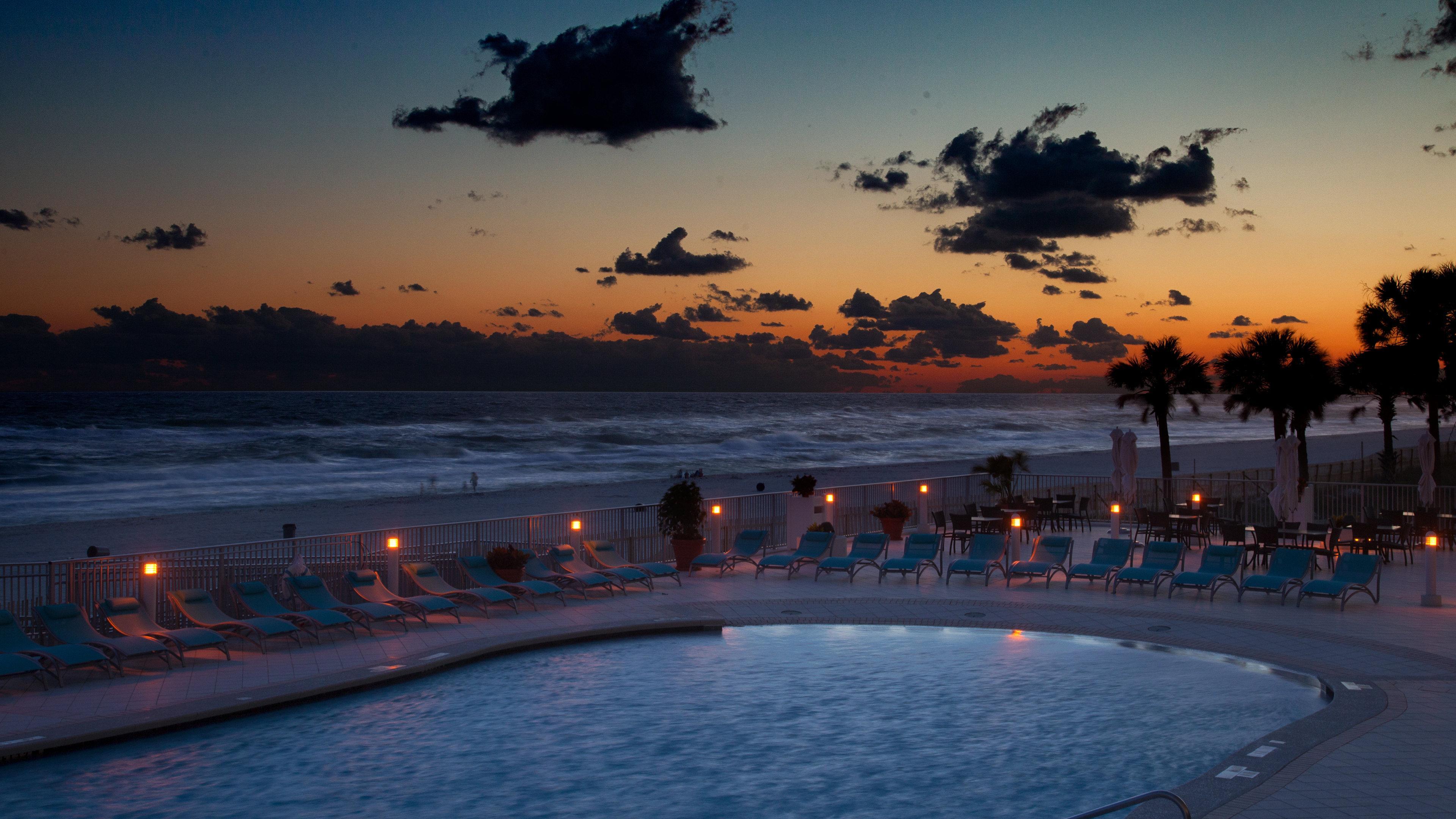 Express & Panama Beachfront By Ihg 3* Panama City Beach