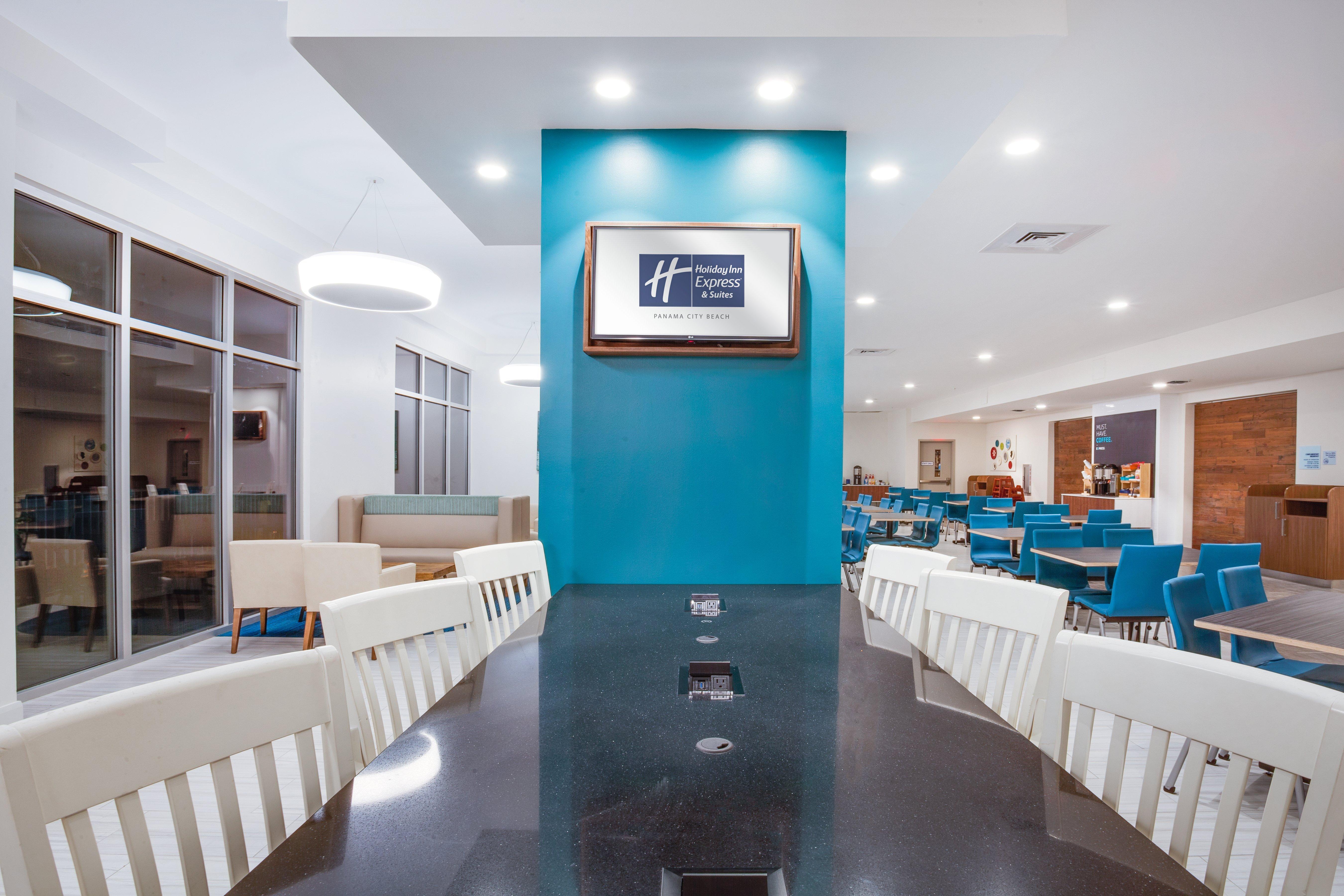 Express & Panama Beachfront By Ihg Panama City Beach