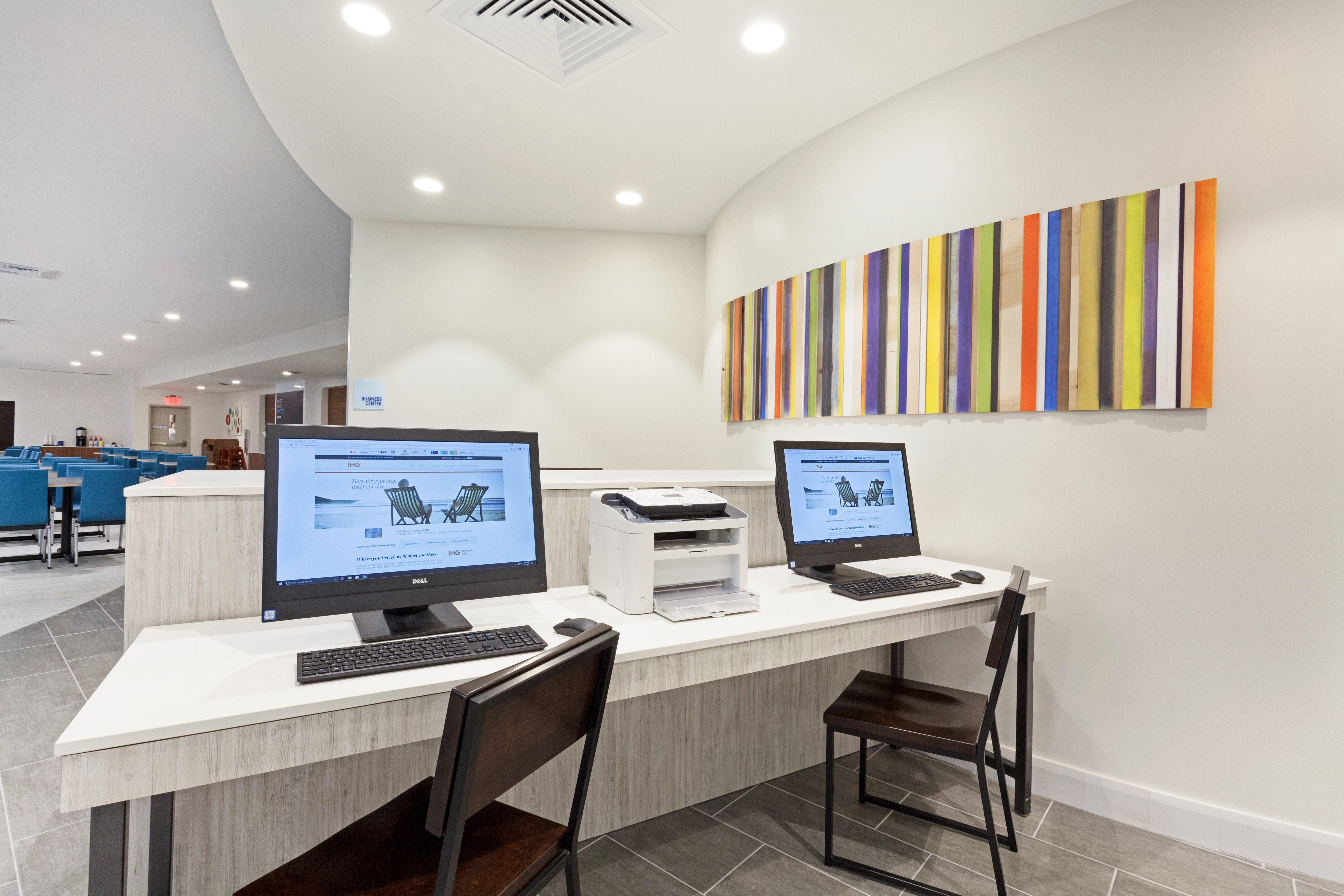 Holiday Inn Express & Suites Panama City Beach Beachfront By Ihg Resort Panama City Beach
